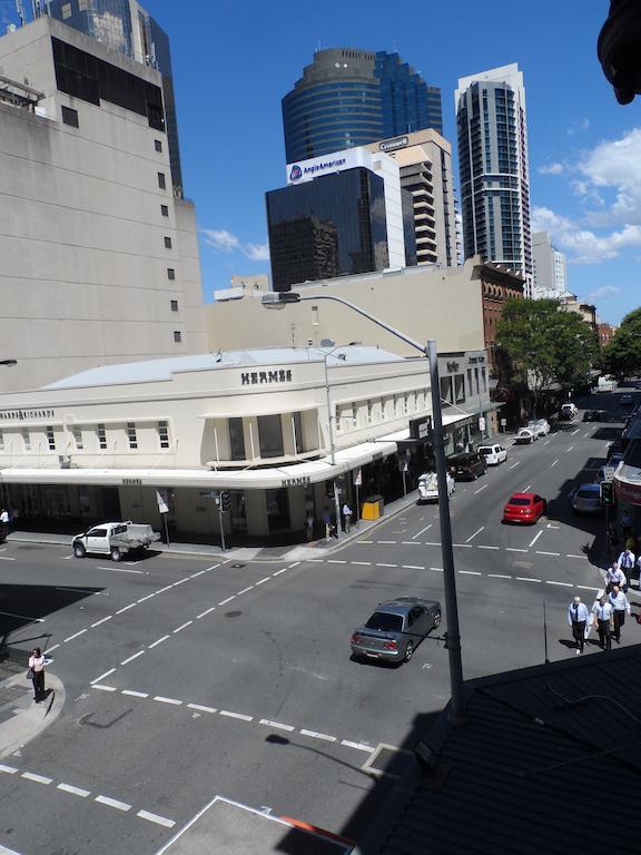 Base Brisbane Embassy Hostel Екстериор снимка