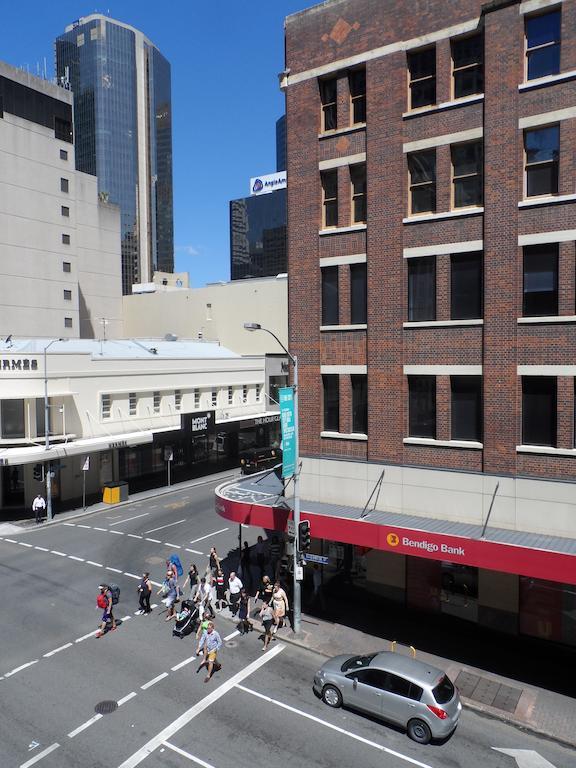 Base Brisbane Embassy Hostel Екстериор снимка
