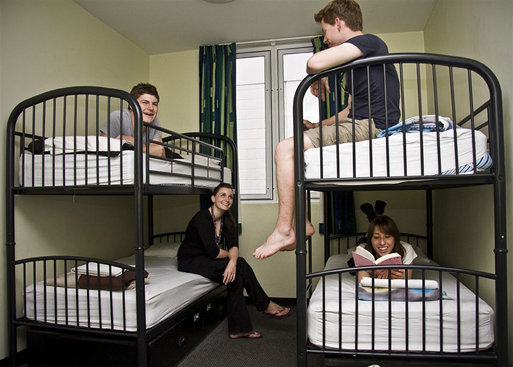 Base Brisbane Embassy Hostel Екстериор снимка