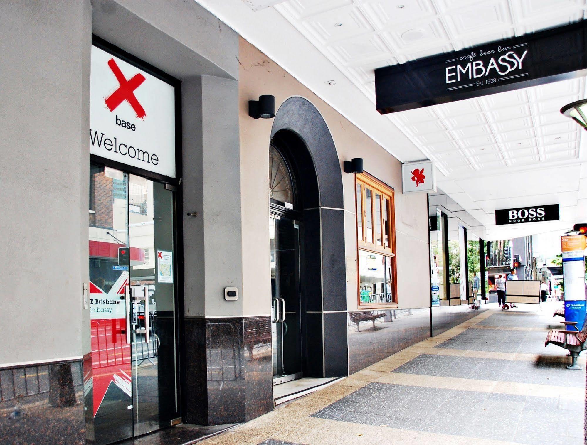 Base Brisbane Embassy Hostel Екстериор снимка
